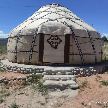 Guest House And Yurt Camp "Ailuu" Tong Εξωτερικό φωτογραφία