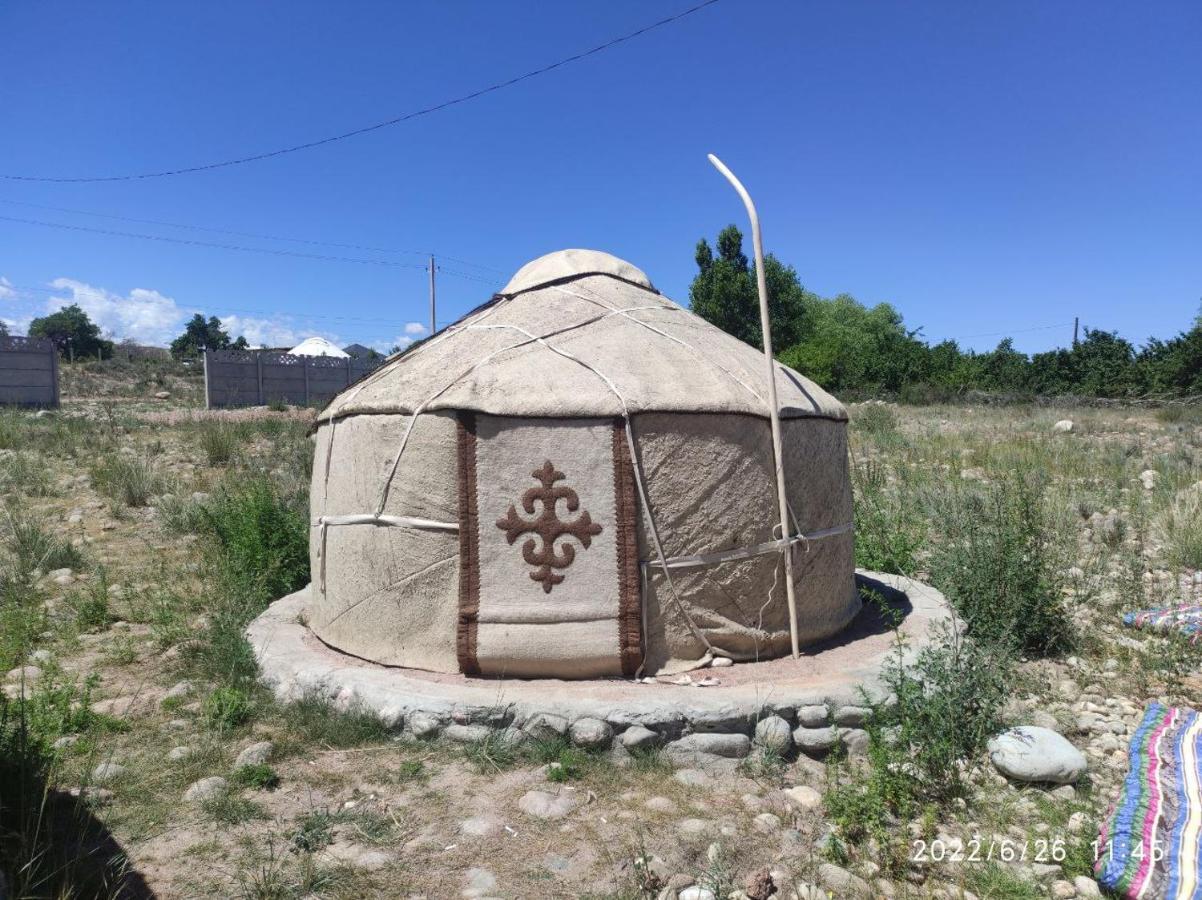 Guest House And Yurt Camp "Ailuu" Tong Εξωτερικό φωτογραφία
