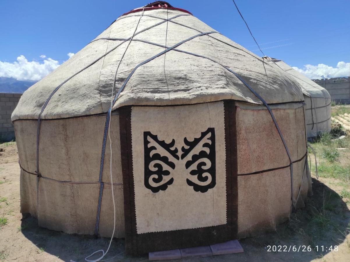 Guest House And Yurt Camp "Ailuu" Tong Εξωτερικό φωτογραφία
