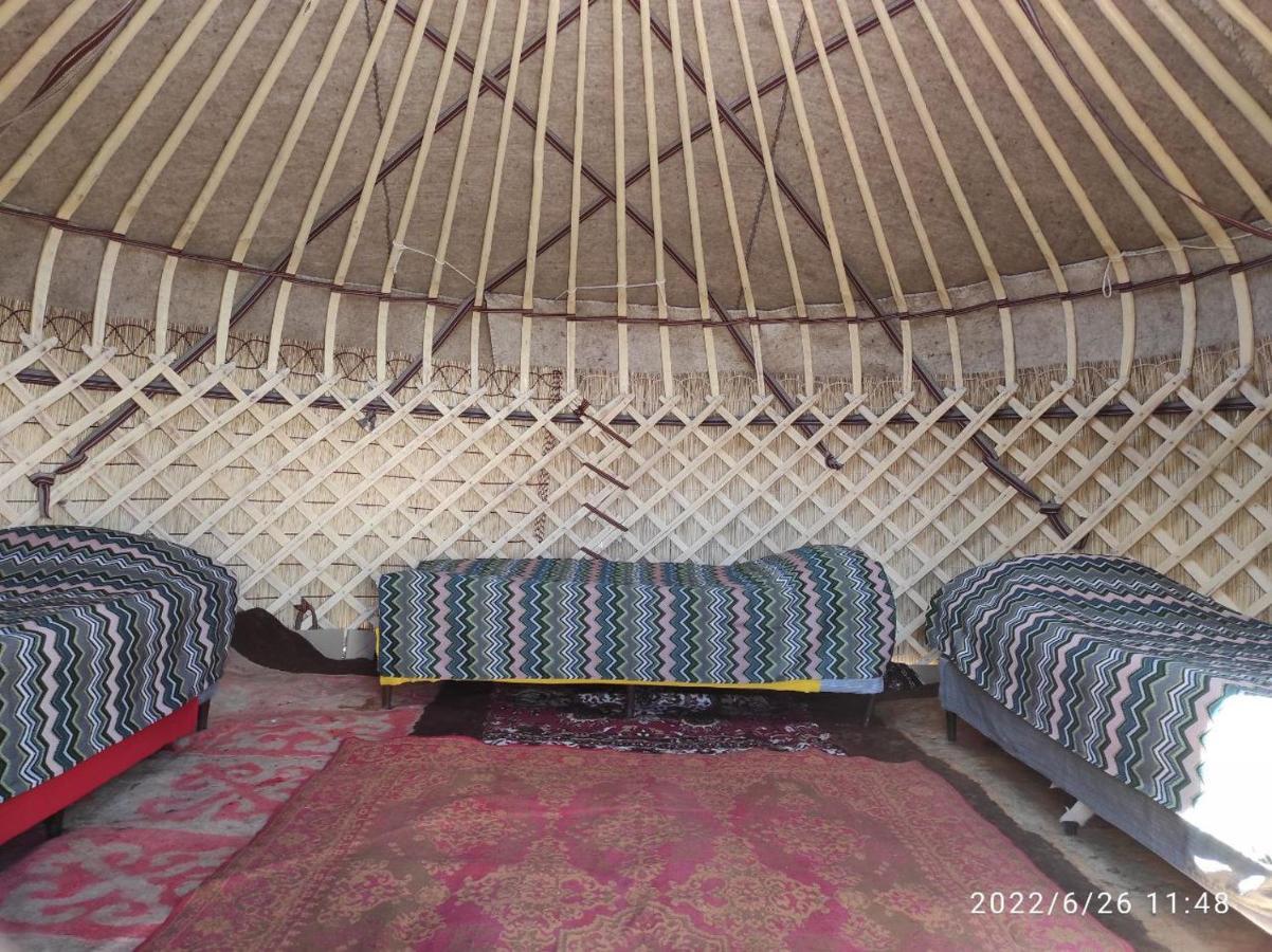 Guest House And Yurt Camp "Ailuu" Tong Εξωτερικό φωτογραφία